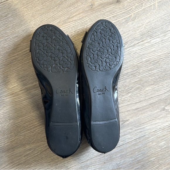 Patent leather Coach ballet flats. - Picture 5 of 6